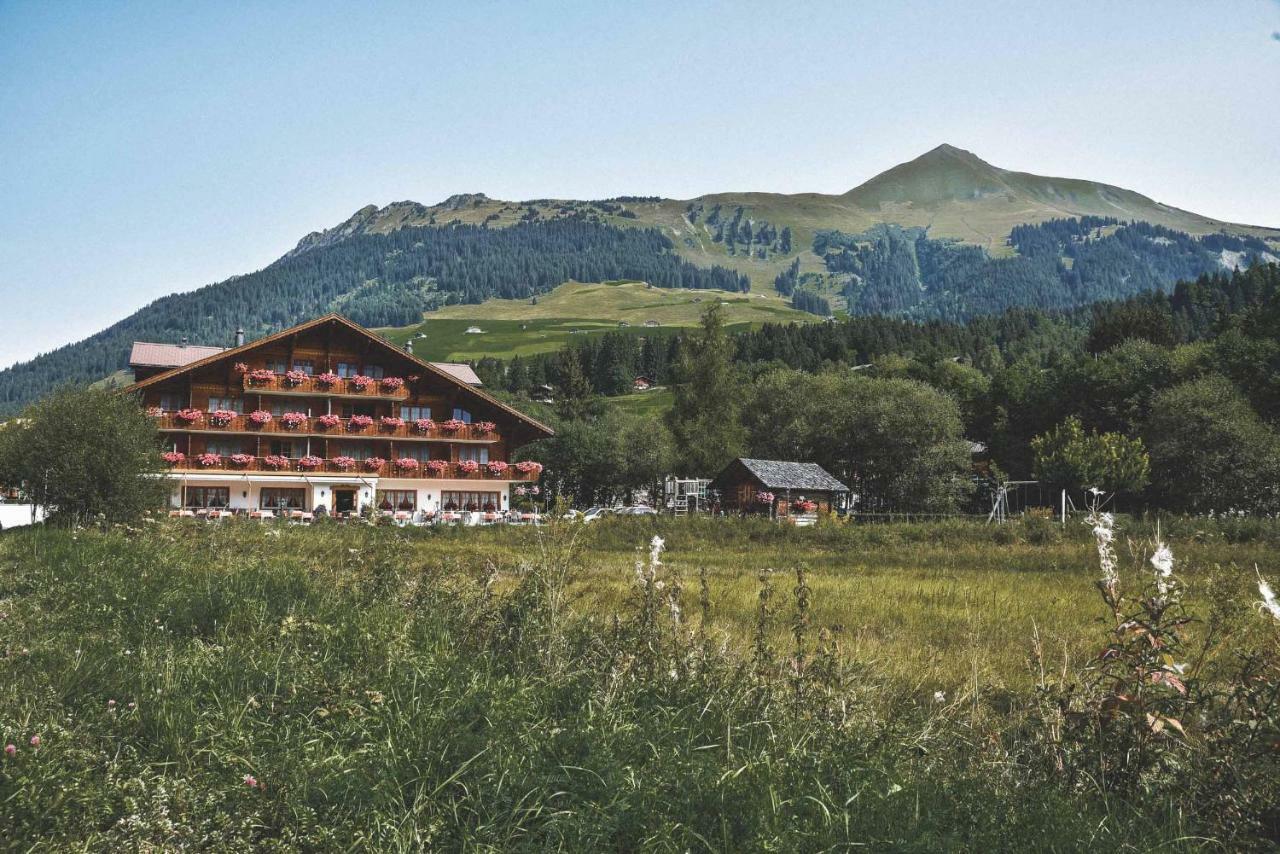 Hotel Alpenland Gstaad Exterior photo